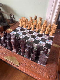 VINTAGE ANTQUE WOOD HAND CARVED ASIAN CHINESE CHESS SET