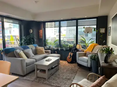 Enjoy the vibrate lifestyle of the Halifax Waterfront. This unique one bedroom, beautifully furnishe...