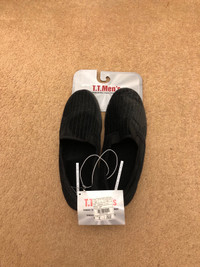 Brand new men’s slippers 12