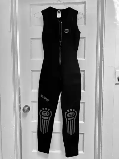 Bare Size 8 Women's Wetsuit, View more