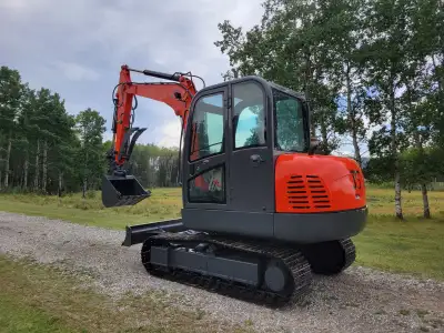 Excavator 6.2 ton, JoyT5 JT5600 Designed for easy maintenance with accessible components and service...