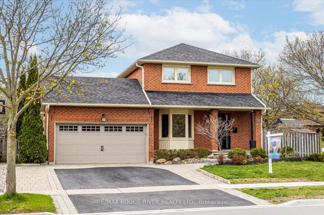 Canadian Oaks/Thickson Whitby 4 Bdr 3 Bth in Houses for Sale in Oshawa / Durham Region