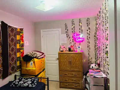 room available for rent for girl only with family 6476792983