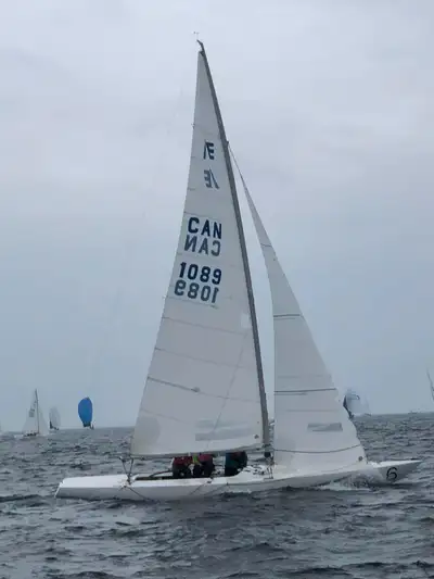 For Sale: 1977 Pearson Etchells E22 – Hull #380 Ready to race or sail for fun – this classic Etchell...