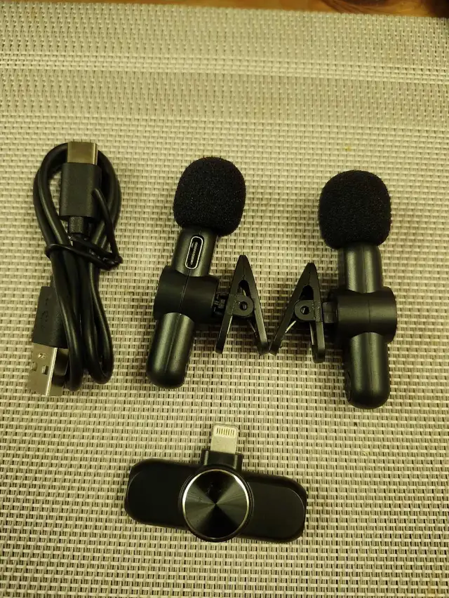 WIRELESS LAVALIER MICROPHONES in Pro Audio & Recording Equipment in Oshawa / Durham Region - Image 2