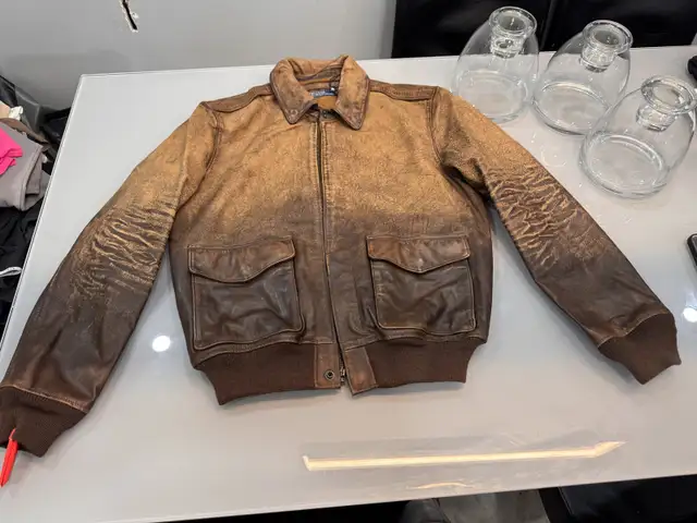 authentic Polo Ralph Lauren bomber flight leather jacket  retail in Men's in City of Montréal - Image 10
