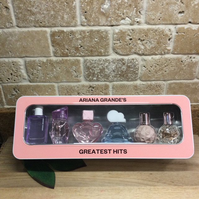 Ariana grande outlet perfume coffret