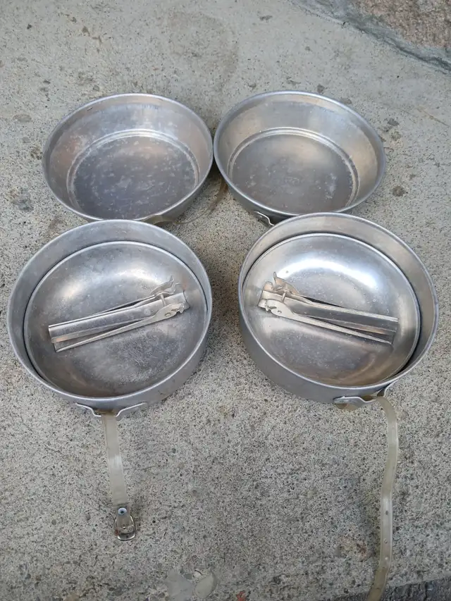 Camping Mess Kits64728172035203121