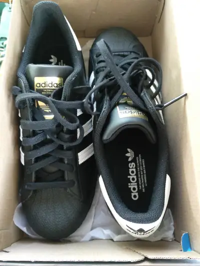 Adidas superstar 9 us NEUVE, View more