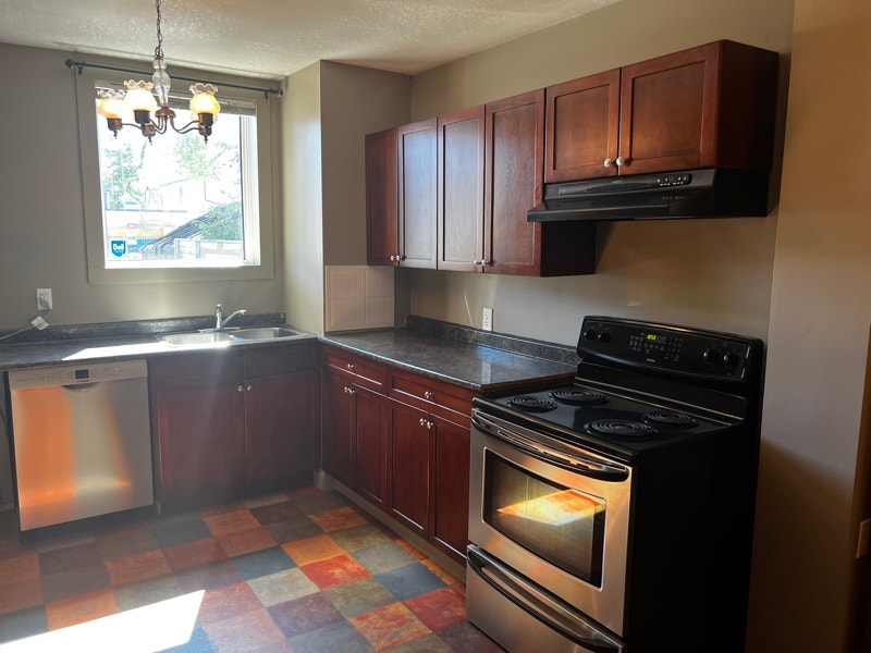 Cute 1 Bedroom Apartment In Wolseley Available July 1 or Sooner! Long