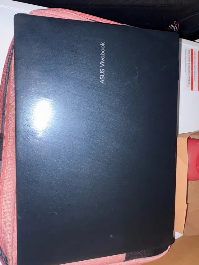 ASUS Vivobook 16. 16” 1TB SSD in Laptops in North Bay - Image 11