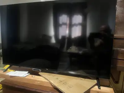 4K TV BRAND NEW 43” oled smart tv, View more