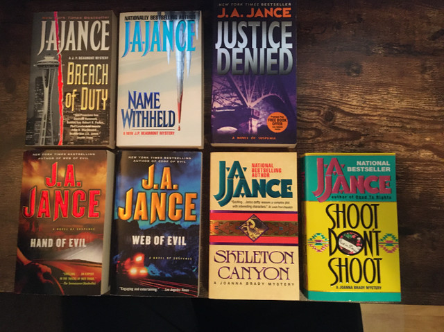 J.A. Jance - lot of 7 books (paperback, brand new) dans Ouvrages de fiction  à Ville de Montréal