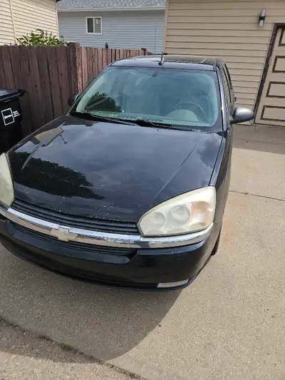 04 malibu maxx lt hatchback good runner need suspension bushings. Decent condition. No ac, heated se...