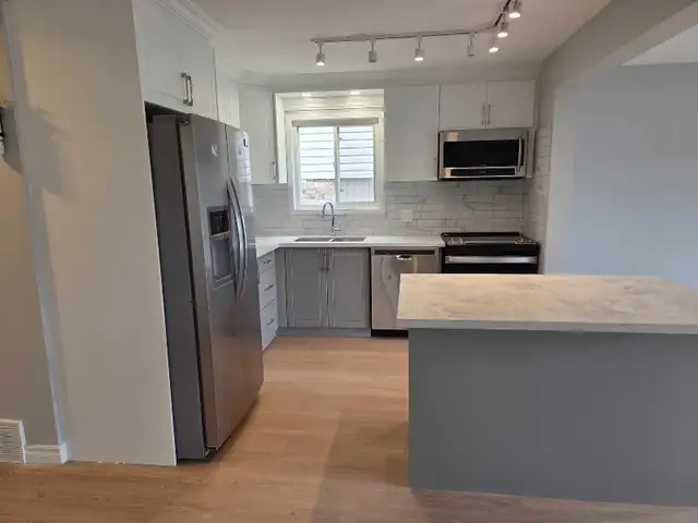 House for rent in Kitchener in Long Term Rentals in Kitchener / Waterloo - Image 3