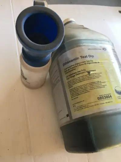 Dehexamin Teat Dip with dipper, View more