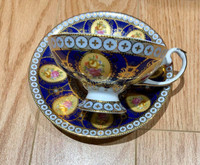 Vintage hand painted tea cup and saucer, best offer 