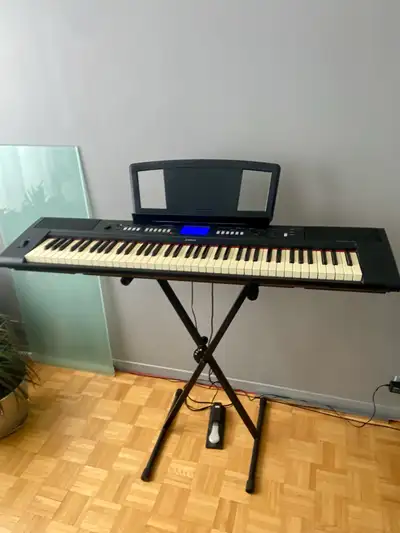 Clavier Yamaha NP-V60 Keyboard , View more