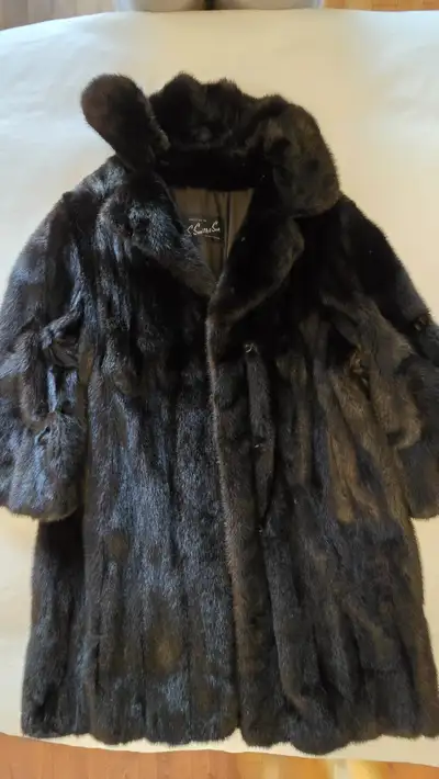 Manteau fourrure vison/Mink fur coat (real) femme, View more