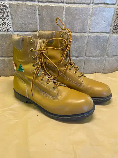 Bottes de travail LE ROYER, fabriqué au Québec, View more