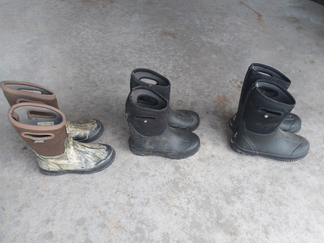 Kids Bogs Boots in Kids & Youth in Muskoka - Image 3