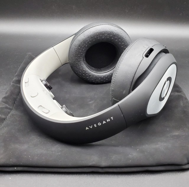 AVEGANT GLYPH AG101 PERSONAL THEATER VIDEO HEADSET in Other in Markham / York Region - Image 3