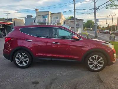 Hyndai Santa Fe sport AWD 2.0T Automatique, à essence Moteur neuf, changé par le concessionnaire (ma...