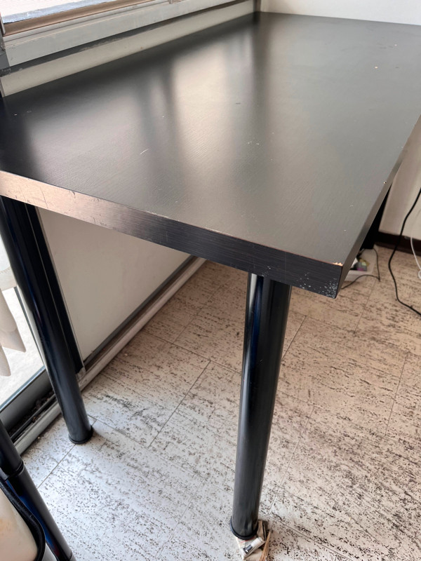 study table kijiji