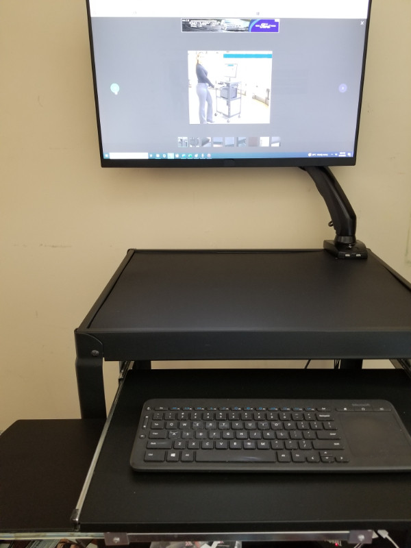 Luxor Adjustable Height Mobile Workstation Model # AVJ42KB in Desks in Mississauga / Peel Region - Image 2