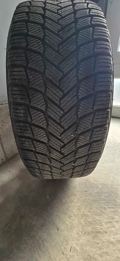 Tesla model Y Winter tires. 1- driven only two winters, about 10 K 2- good tread 3- on the rims, rep...