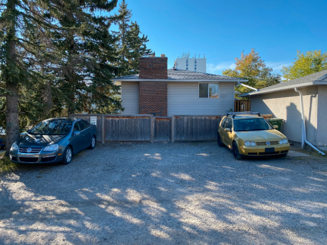 Backlane Parking 5 min from University and 15 min from Foothills in Storage & Parking for Rent in Calgary - Image 3