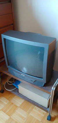 24 inch television 
