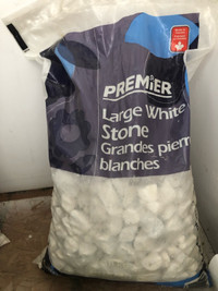 18 kg bag of decorative rocks 