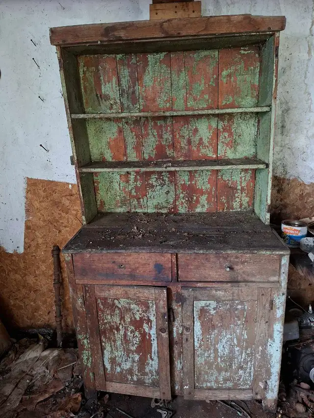 antique cabinet in Hutches & Display Cabinets in Edmonton - Image 2