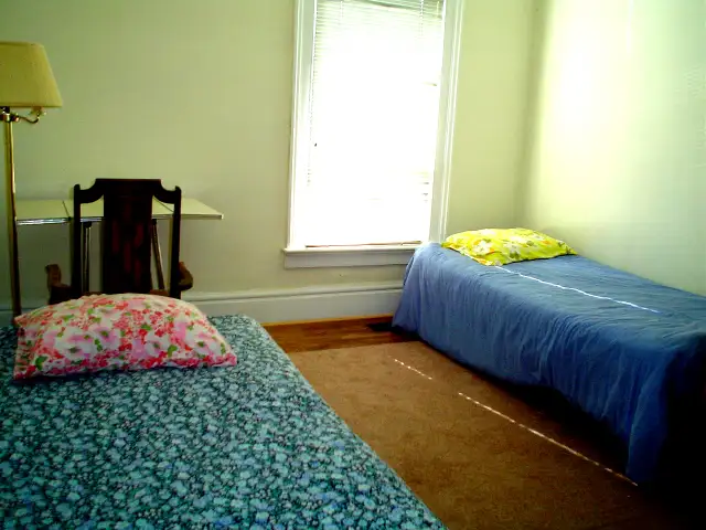 Furnished rooms from October Downtown Toronto in Room Rentals & Roommates in City of Toronto - Image 10