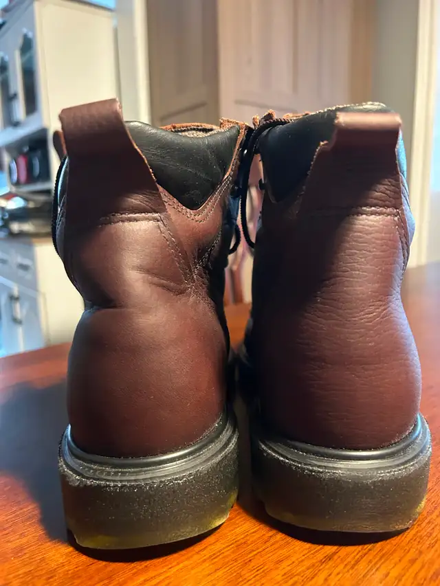 RED WING SUPERSOLE 2.0 604 SOFT TOE LEATHER BOOTS MENS SIZE 7 in Men's Shoes in City of Toronto - Image 3