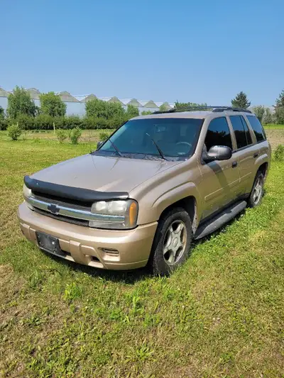 1000 obo great parts car runs and drives perefctly was daily driver but the frame is rotted out and...