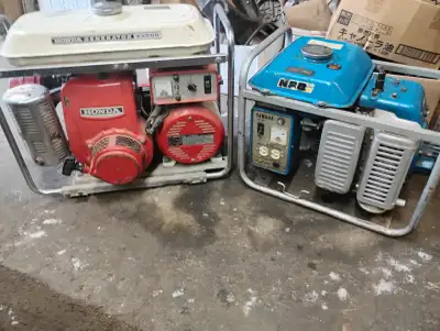 A Yamaha EF2000 (ser#47558) and a Honda E2500 for sale. Oldies but goodies! Both have been serviced...