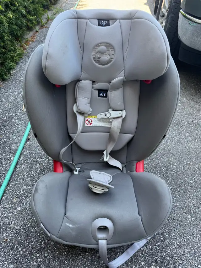 car seat in Strollers, Carriers & Car Seats in Markham / York Region - Image 2