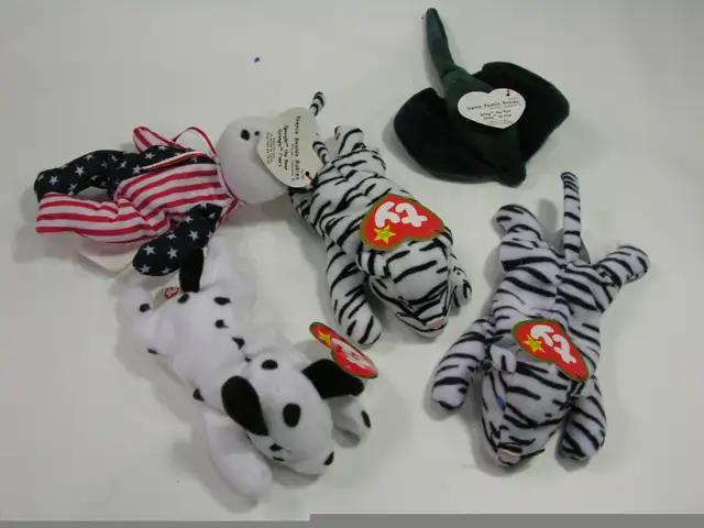 Teanie Babies in Arts & Collectibles in Barrie - Image 4