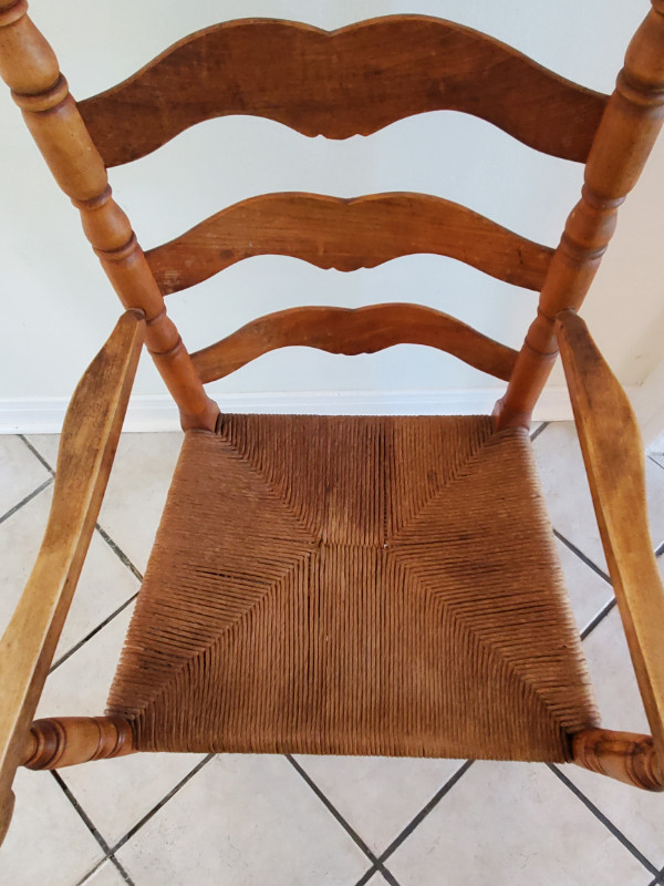 Vintage French country ladderback dining chairs in Dining Tables & Sets in Peterborough - Image 4