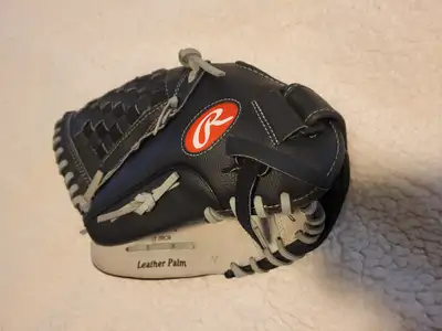 Rawlings "12 softball glove, View more
