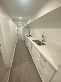 3 bedroom student apartment with laundry