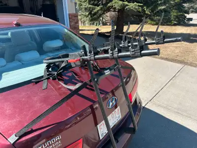 Good used CCM bike rack that holds 3 bikes… fits securely on most vehicles
