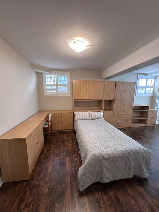 twin bedroom set in Multi-item in Oakville / Halton Region - Image 4