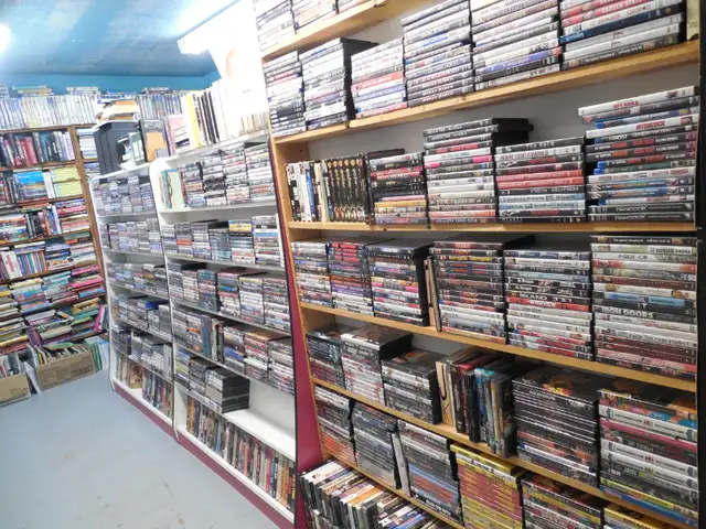 WESTERN BOOKS in Fiction in Gatineau - Image 10