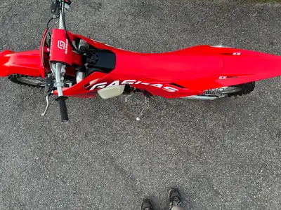 2024 GASGAS EX250F – 30hrs – Green Plated – Vet Owned – $7,500 Selling my 2024 GASGAS EX250F, the ne...