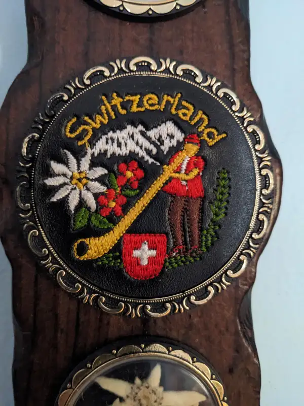 Vintage Switzerland Wall 3 ornate thermometer key holder in Arts & Collectibles in City of Toronto - Image 4