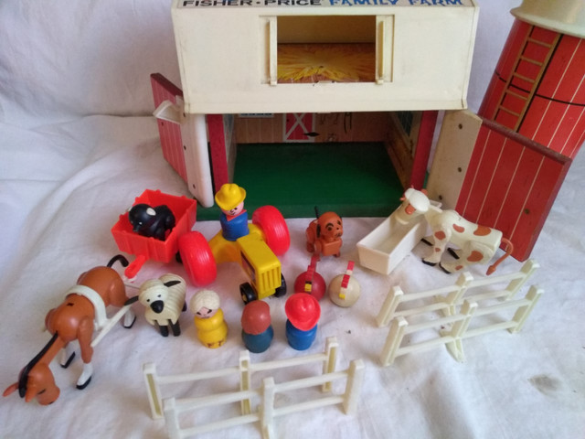 Ferme Fisher Price - ancien modèle dans Jouets et jeux  à Ville de Montréal