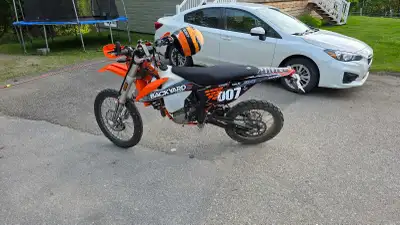 Ktm 2023 4k km 500 cc excf semi route Roues super motards Poignée chauffante.. 1 sièges seat concept...